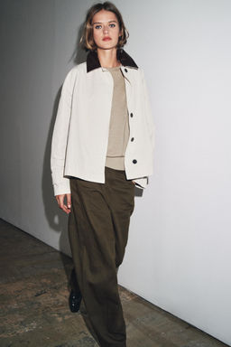 LEATHER EFFECT COLLAR SHORT TRENCH COAT ZW COLLECTION
