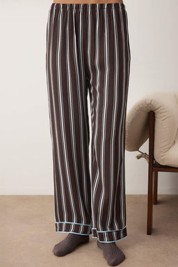 Kahverengi-Mavi Cizgili Biyeli Viskon Dokuma Pijama Tak?m? THMAW21PT0292