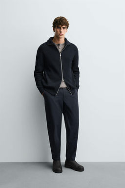 COMFORT TEXTURED TROUSERS