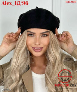 Берет женский из шерсти