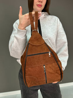 Сумка-рюкзак женская из телячьей кожи