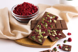 Молочный шоколад с тыквой и малиной без сахара Алфит 4936