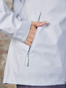 T3332-4 Куртка ветровка женская