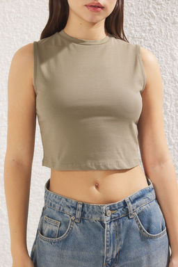 TRENDYOLMILLA Siyah-Beyaz 2li Paket Kolsuz Crop Pamuklu Esnek Orme Atlet TWOSS23AL00010  фото 3