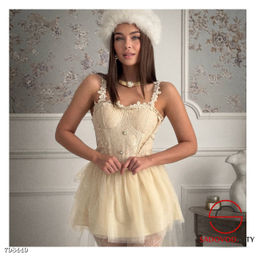 костюм женский в комплекте: корсет, юбка-шорты - Bruno фото 2