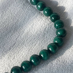 Бусы из Малахита