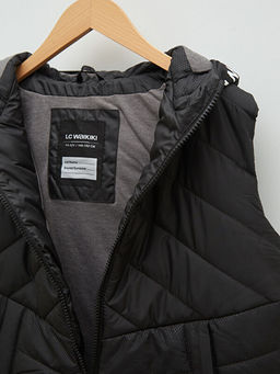 Kap??onlu Bask?l? Erkek ?ocuk ?i?me Yelek - Waikiki фото 3