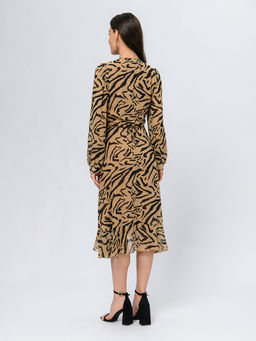 Платье бежевого цвета длины мини с анималистичным принтом - 1001dress фото 6