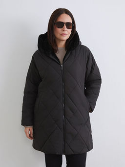 Kap??onlu Kad?n ?i?me Mont