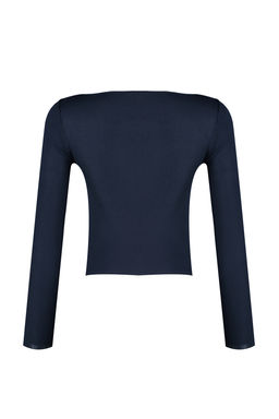 Trendyolmilla Bej Dikis Detayl? Carmen Yaka Fitted/Vucuda Oturan Fitilli Orme Bluz TWOAW24BZ00127