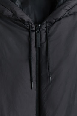 Chaqueta cortavientos acolchada repelente al agua - H&m фото 7