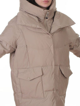 Z24-830 BEIGE Куртка зимняя женская оверсайз (200 гр. тинсулейт)