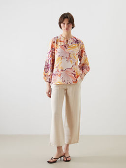 Ba?lamal? Yaka ?i?ekli Bluz