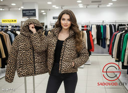 Куртка зимняя с капюшоном