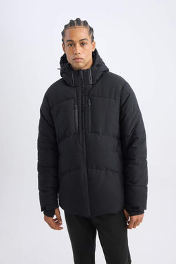 Водоотталкивающее пальто приталенного кроя с капюшоном и застежкой-молнией DeFactoFit из шелковой ткани с карманами  фото 4