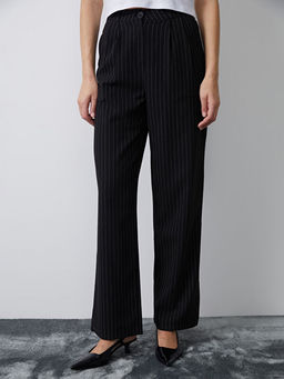 Loose Fit ?izgili Kad?n Pantolon