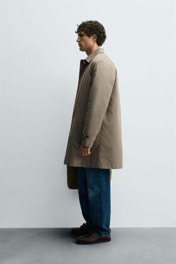 TRENCH COAT WITH DETACHABLE LINING