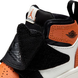 Кроссовки детские