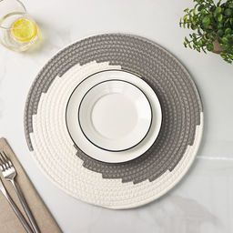 Цена за 6 шт. Салфетка сервировочная на стол Доляна Гипноз, d=38 см, цвет серо-белый