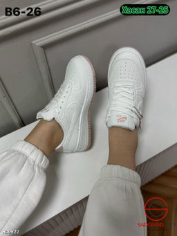 Кроссовки женские весенние