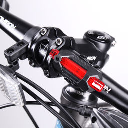 Фонарь задний COMIRON TA15 корпус: пластик, IPX4; свет: COB(5LED), 30lm; USB; четыре режима, OPP. АКЦИЯ/уп 100/600/ - Галеонтрейд фото 12