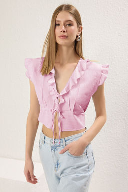 Trendyolmilla Mavi Cizgili Baglama Detayl? Dokuma Bluz TWOSS25BZ00424