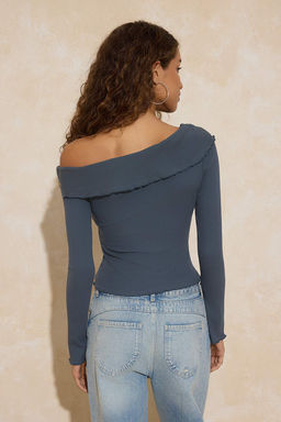 Antrasit Fitted/Vucuda Oturan Asimetrik Yaka Aksesuar Detayl? Fitilli Esnek Orme Bluz TWOSS26BZ00072 - Trendyolmilla фото 4