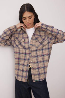 Kahverengi Ekoseli Cep Detayl? Oversize Flanel Gomlek TWOAW26GO00143 - Trendyolmilla фото 6