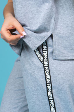 Костюм женский, цвет серый