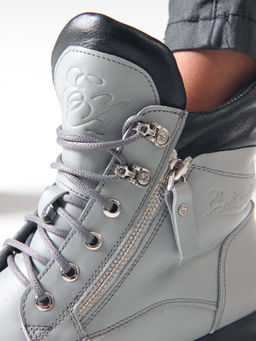 Ботинки 261.uno2bl. серый черный/Байка
