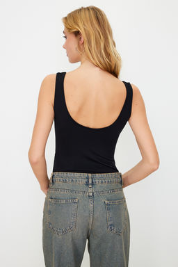 TRENDYOLMILLA Ekru Kare Yaka Fitted/Vucuda Oturan Soft Touch/Yumusak C?tc?tl? Esnek Orme Body TWOSS24BD00001  фото 6