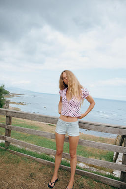 TRF MID-WAIST BELT LOOP DENIM BERMUDA SHORTS - Zara фото 24