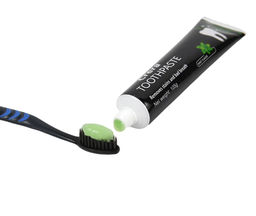 Зубная паста с древесным углем