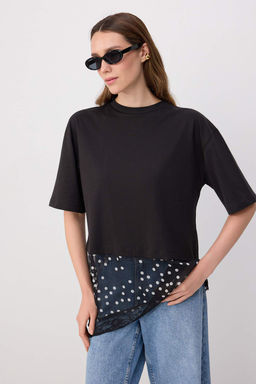 Siyah D_z Oversize/Geni_ Kal_p Puantiyeli Dantel Detayl_ _rme T-Shirt TWOSS26TS00337