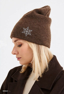 Шапка из 100% монгольской шерсти