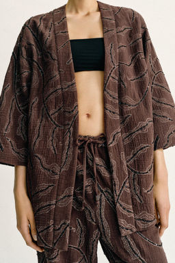 CHAQUETA KIMONO LENTEJUELAS HILO METALIZADO / Marr?n - Zara фото 3