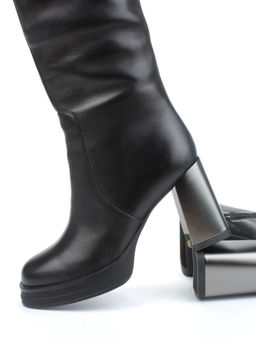 02-B6236-6051Z-9BM-1 BLACK Сапоги зимние женские (натуральная кожа, натуральный мех)