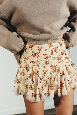 FLORAL RUFFLE MINI SKIRT - Zara фото 2