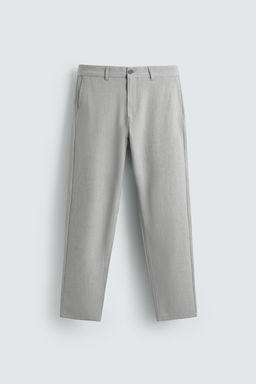 PANTAL?N CHINO ESTRUCTURA CONFORT / Gris perla