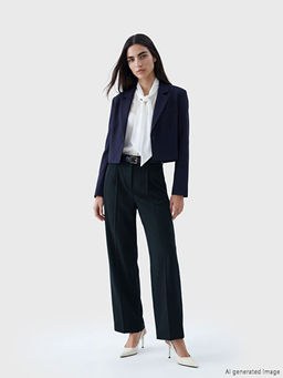 Beli Kemerli Kad?n Pileli Kuma? Pantolon