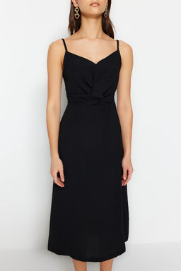 TRENDYOLMILLA Siyah A Kesim Ask?l? Gogus Detayl? Midi Dokuma Elbise TWOSS23EL02057