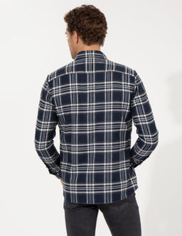 Темно-синяя приталенная рубашка с длинным рукавом - Cacharel фото 5