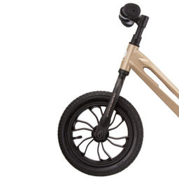 Беговел "Qplay" надувные колеса диаметром 12 дюймов