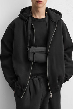 RUBBERISED CROSSBODY BAG - Zara фото 2