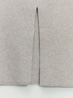 Трикотажная юбка миди / Zarina