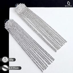 Серьги висячие со стразами Водопады полукруг, цвет белый в серебре, 11см