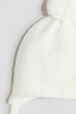 Gorro beanie con orejeras