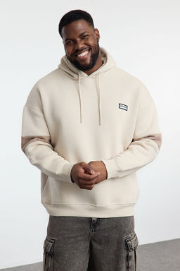 TRENDYOL MAN Tas Buyuk Beden Oversize/Genis Kesim Kapusonlu Ici Polarl? Sweatshirt TMNAW25AO00012