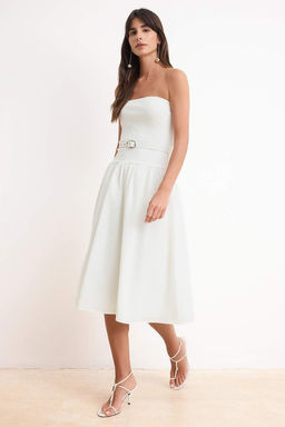 Ekru Ustu Orme Kemerli Straplez Midi Dokuma Elbise TWOSS26EL00226