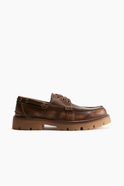 Zapatos n?uticos con suela gruesa